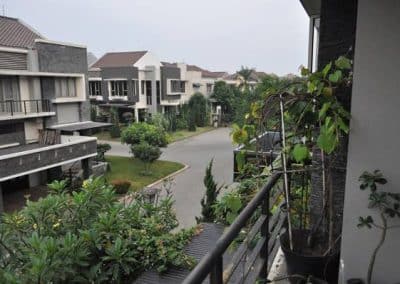 Apartemen Raffles Hills, Cibubur