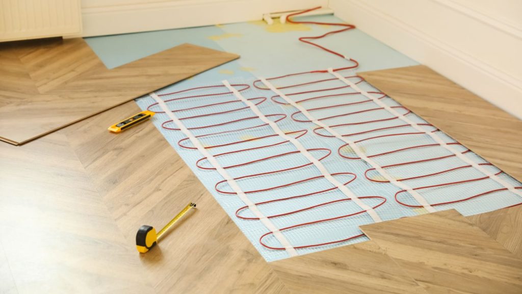 pemanas lantai elektrik